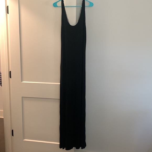 Black maxi with boho detail - Picture 3 of 3